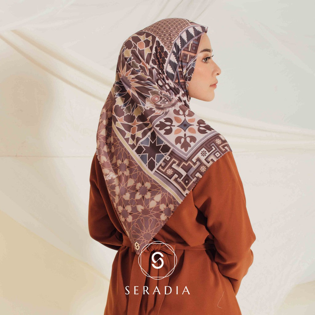 Seradia Hijab Segi Emat Jameela - Sienna