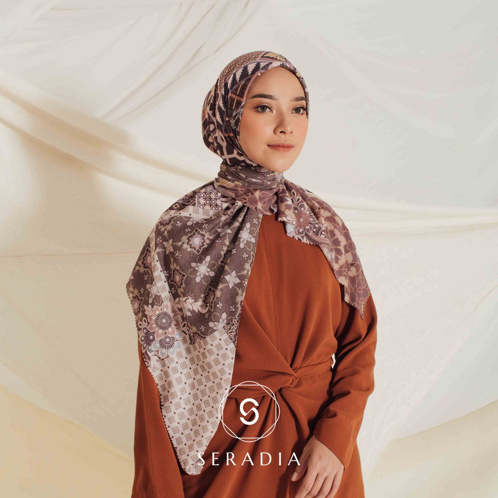 Seradia Hijab Segi Emat Jameela - Sienna