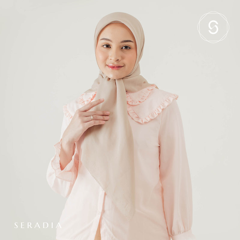 Seradia Hijab Segi Empat - Plainday Scarf 3
