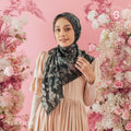 Seradia Hijab Segi Empat Carima