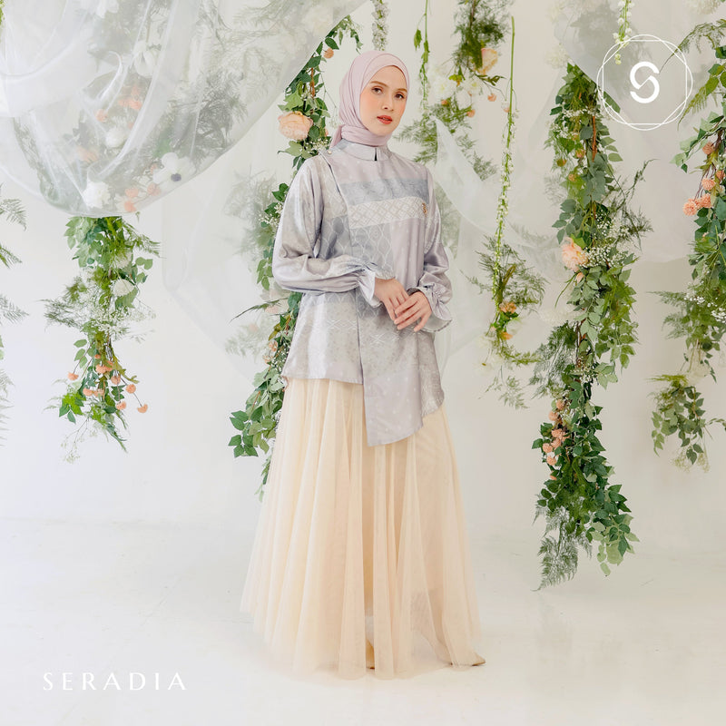 Seradia Adena Blouse - Ash Grey