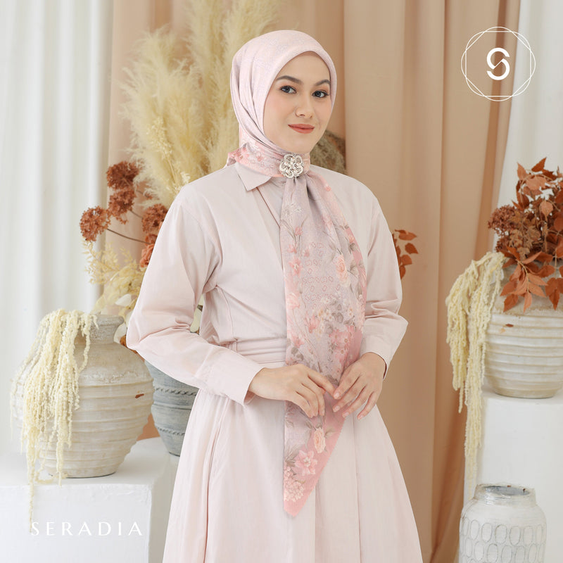 Seradia Hijab Segi Empat Kirana Classic