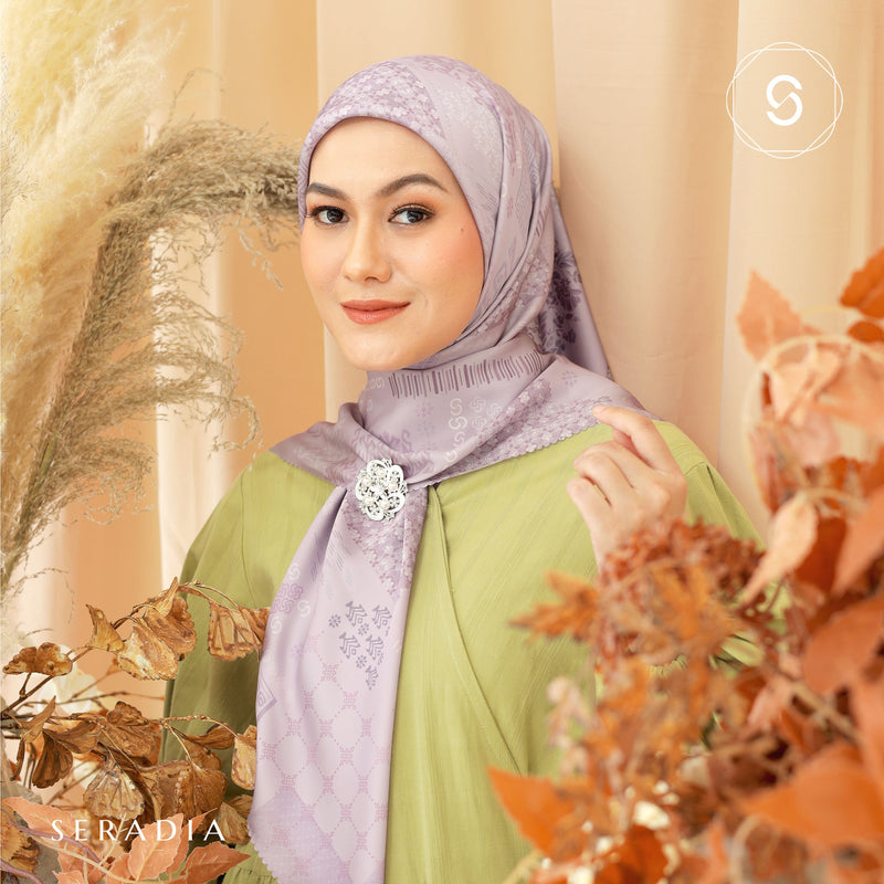 Seradia Hijab Segi Empat Nala Collection