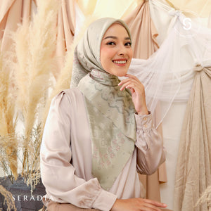 Seradia Hijab Segi Empat Maha Scarf