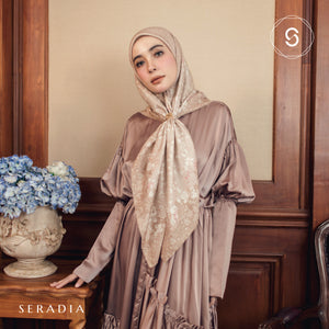 Hijab Segi Empat Anantari - Seradia x Hamidah