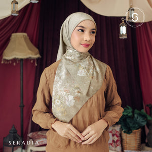 Seradia Hijab Segi Empat Zora Scarf - Classic Collection