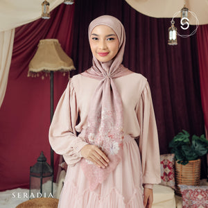 Seradia Hijab Segi Empat Zora Scarf - Classic Collection