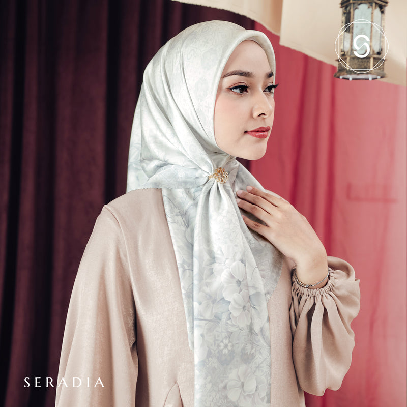 Seradia Hijab Segi Empat Becara Scarf - Timeless Collection