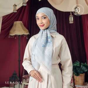 Seradia Hijab Segi Empat Calandra Scarf - Timeless Collection