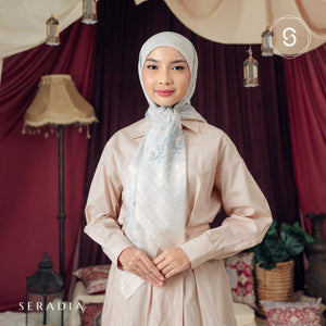 Seradia Hijab Segi Empat Calandra Scarf - Timeless Collection