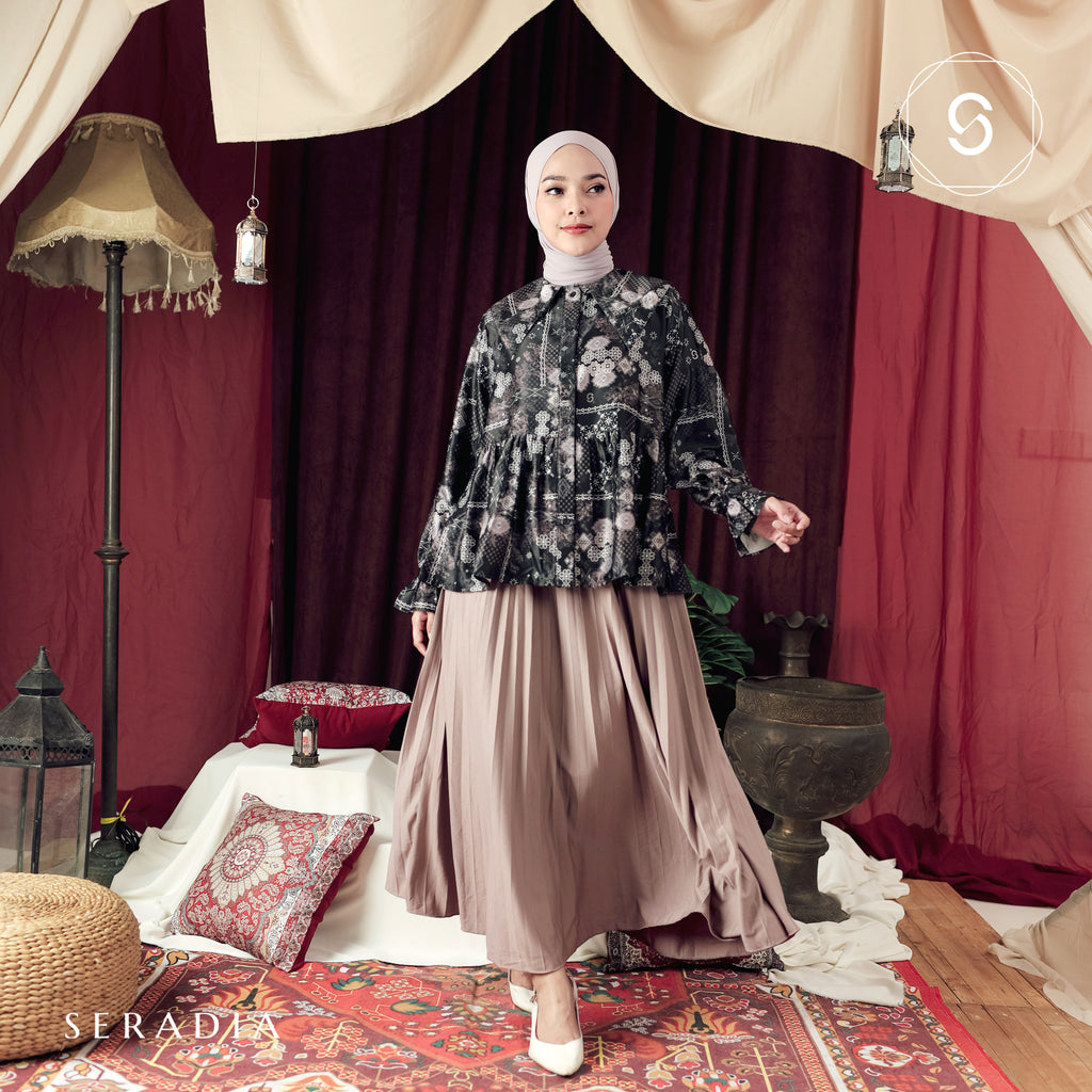 Seradia Rashiqa Blouse - Black