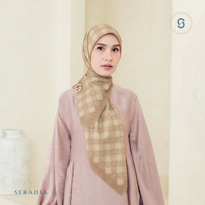 Seradia Hijab Segi Empat Anniversary Scarf