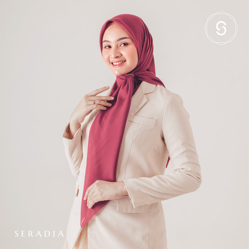 Hijab Segi Empat Plaindayscarf Seradia