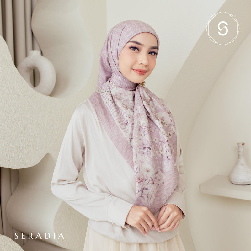 Seradia Hijab Segi Empat Kamira Scarf - Timeless Collection