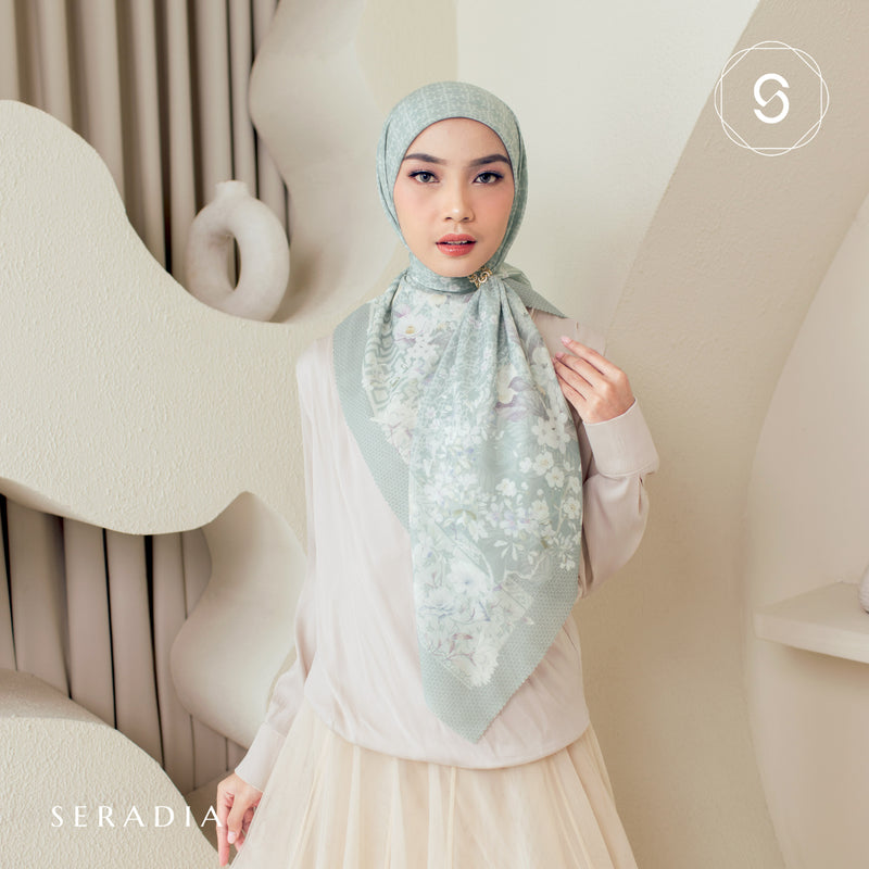 Seradia Hijab Segi Empat Kamira Scarf - Timeless Collection