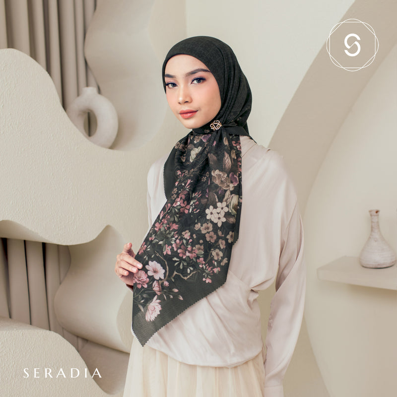 Seradia Hijab Segi Empat Kamira Scarf - Timeless Collection