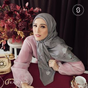 Hijab Segi Empat Thana - Seradia x Adelia Pasha