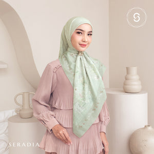 Seradia Hijab Segi Empat Avira Scarf - Timeless Collection