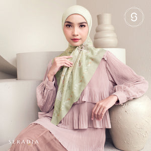 Seradia Hijab Segi Empat Avira Scarf - Timeless Collection
