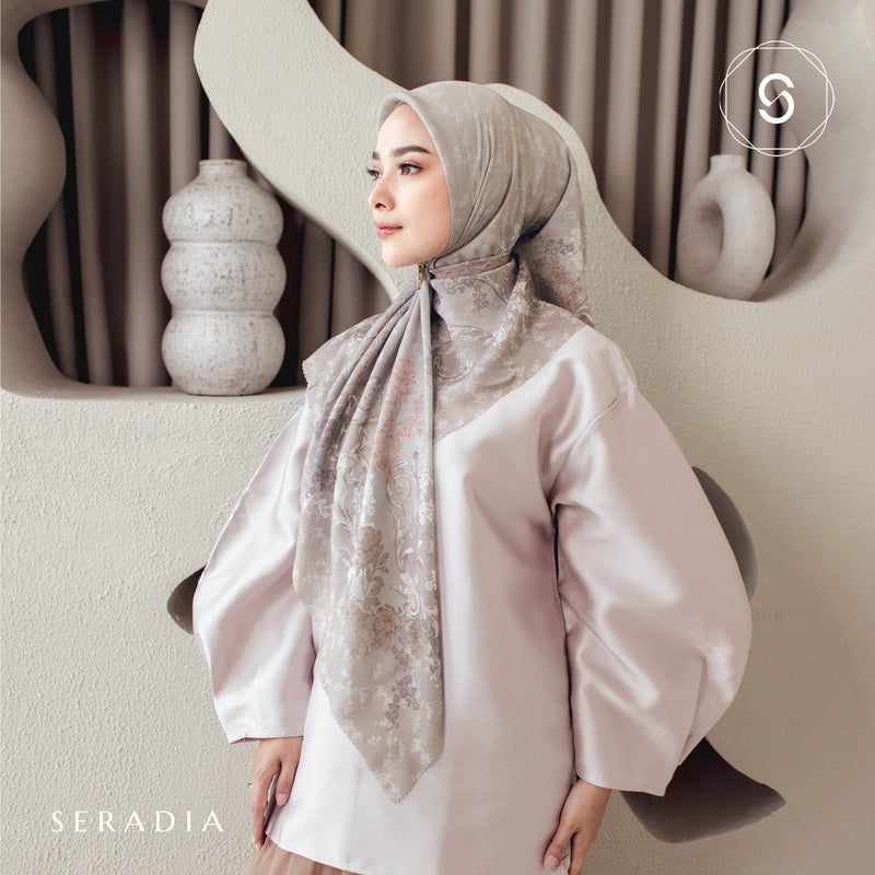 Seradia Hijab Segi Empat Shila - Timeless Collection