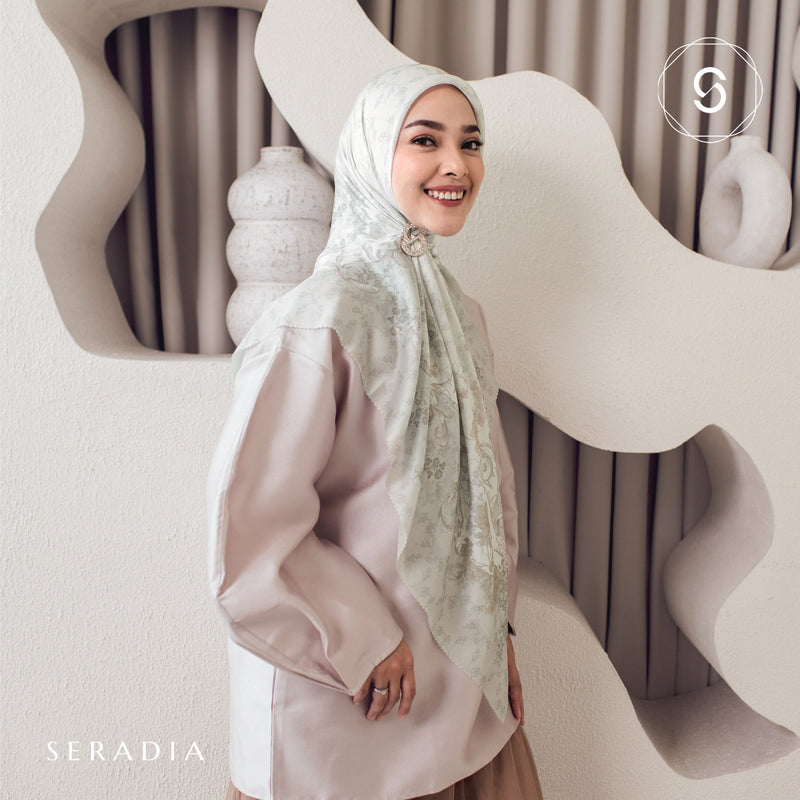 Seradia Hijab Segi Empat Shila - Timeless Collection