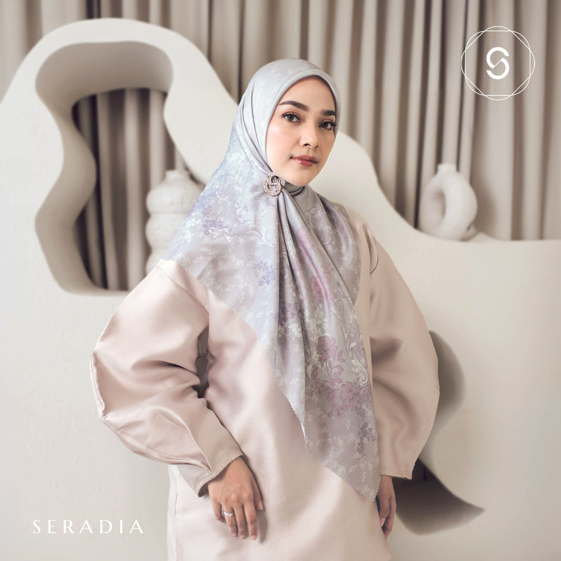 Seradia Hijab Segi Empat Shila - Timeless Collection