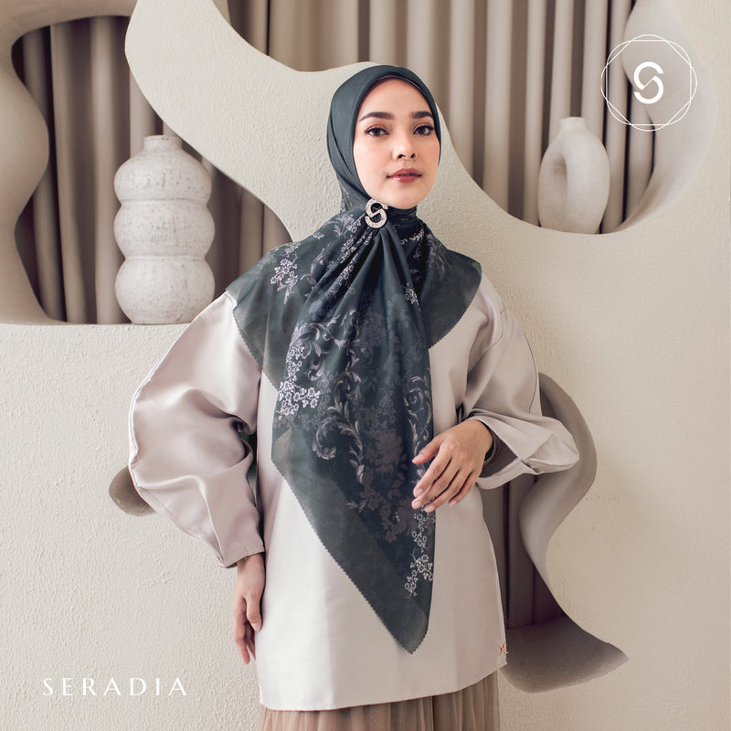 Seradia Hijab Segi Empat Shila - Timeless Collection
