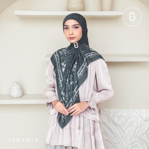 Seradia Hijab Segi Empat Khata - Timeless Collection