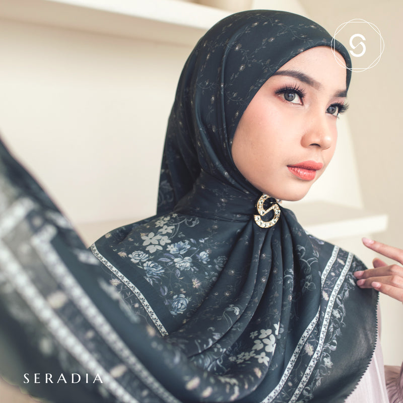 Seradia Hijab Segi Empat Khata - Timeless Collection