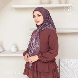 Seradia Hijab Segi Empat Damira Scarf - Timeless Collection