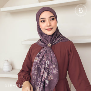 Seradia Hijab Segi Empat Damira Scarf - Timeless Collection