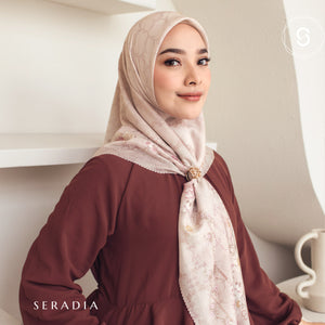 Seradia Hijab Segi Empat Damira Scarf - Timeless Collection