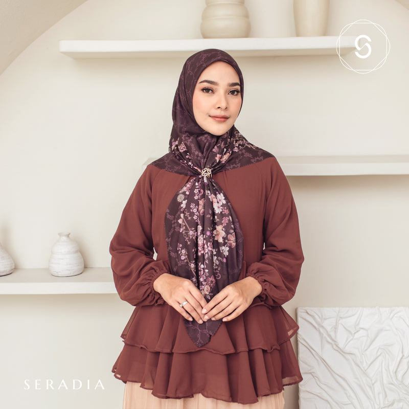 Seradia Hijab Segi Empat Damira Scarf - Timeless Collection