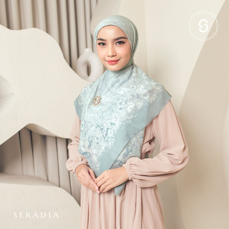 Seradia Hijab Segi Empat Gamira - Syar'i Collection