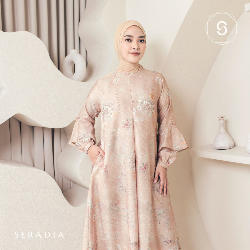 Seradia Dress - Kariva Collection