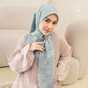 Seradia Hijab - Segi Empat Motif Seria Timeless Collection