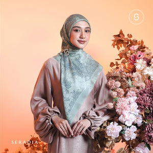 Seradia Hijab - Segi Empat Motif Haima - Classic Collection