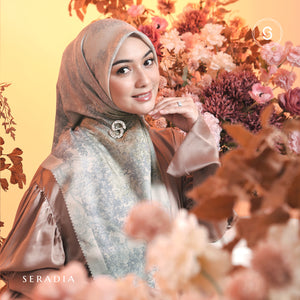 Seradia Hijab - Segi Empat Motif Haima - Classic Collection