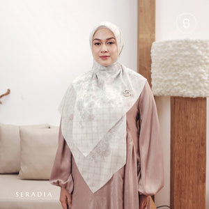 Seradia Hijab Segi Empat Samala - Syar'i Collection Petals of June