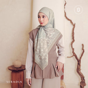 Seradia Hijab - Segi Empat Motif Tenira- Timeless Collection