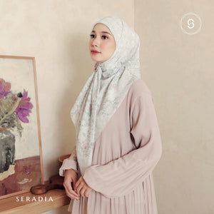 Seradia Hijab - Segi Empat Motif Lemira - Timeless Collection