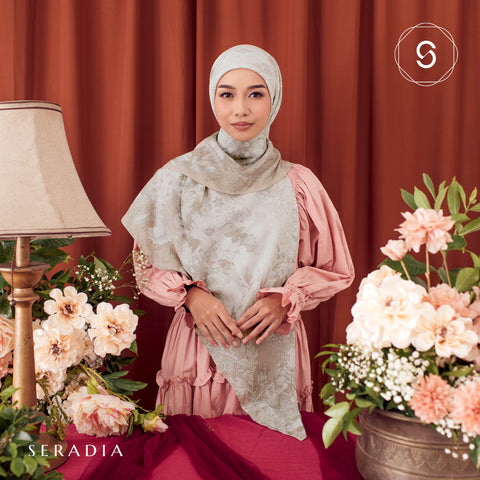 Seradia Hijab Segi Empat Syar'i Aisha - Gema